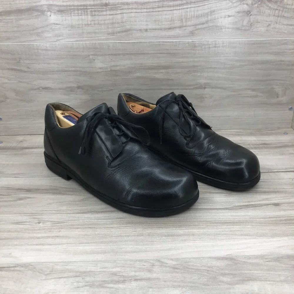 Highlander black leather